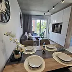 Port & Wellness 218 * Колобжег