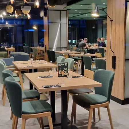 Apartamento Port & Wellness 218