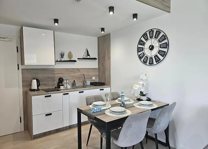 Port & Wellness 218 アパート